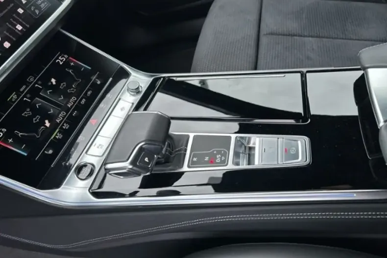 Audi Q8 din 2022 cu 58.900 km - oferta AUD184987 - foto 14