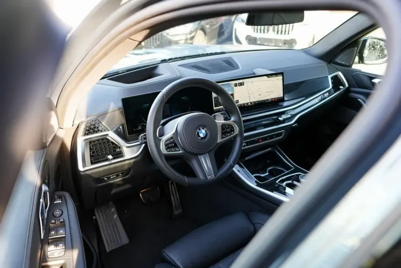 BMW X5 (Seria X) din 2025 cu 23.790 km - oferta BMW184996 - foto 4