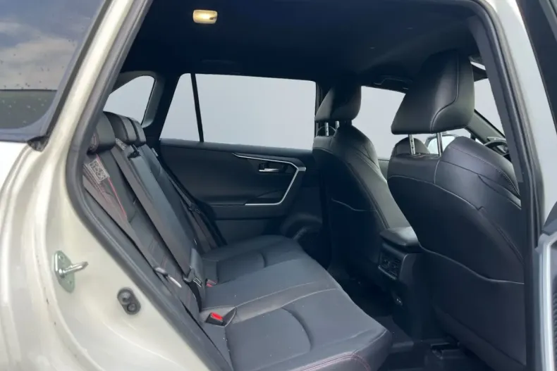 Toyota RAV4 din 2022 cu 27.998 km - oferta TOY185014 - foto 17