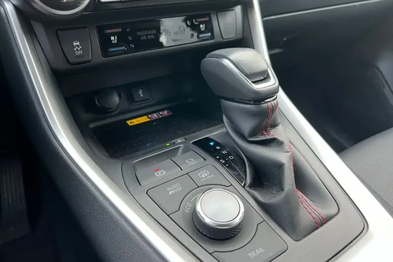 Toyota RAV4 din 2022 cu 27.998 km - oferta TOY185014 - foto 29