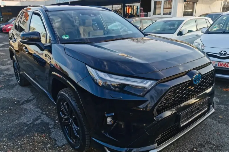 Toyota RAV4 din 2022 cu 42.700 km - oferta TOY185016 - foto 1