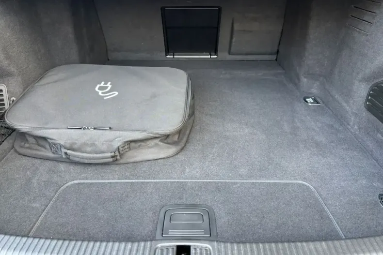 Audi A8 din 2021 cu 74.500 km - oferta AUD185019 - foto 16