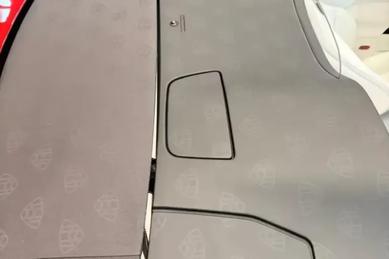 Mercedes-Benz SLR din 2025 cu 10 km - oferta MER185020 - foto 10