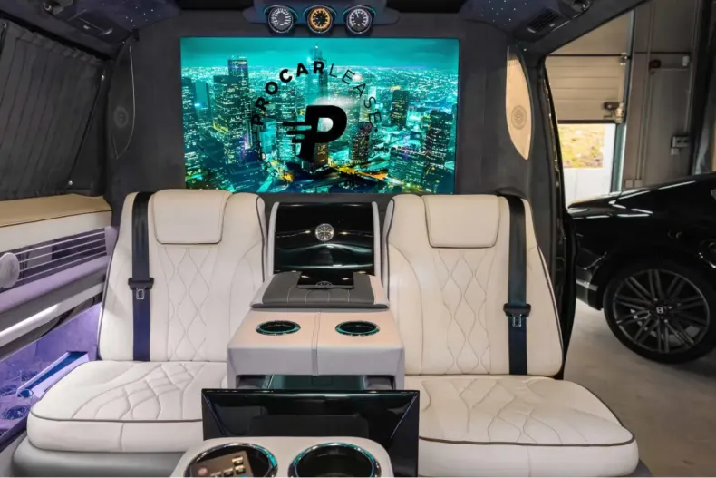 Mercedes-Benz V 300 (Clasa V) din 2026 cu 80 km - oferta MER185027 - foto 16