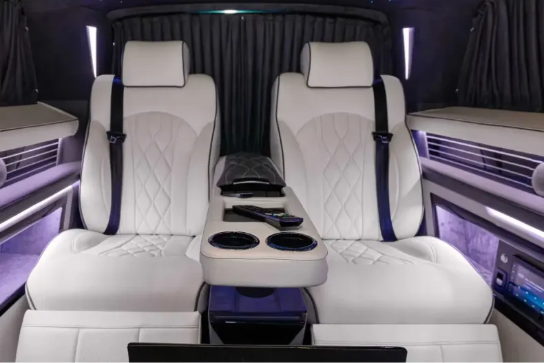 Mercedes-Benz V 300 (Clasa V) din 2026 cu 80 km - oferta MER185027 - foto 17