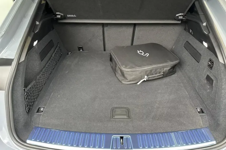 Porsche Cayenne din 2025 cu 2.750 km - oferta POR185035 - foto 4