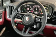 Porsche Cayenne din 2025 cu 2.750 km - oferta POR185035 - foto 8