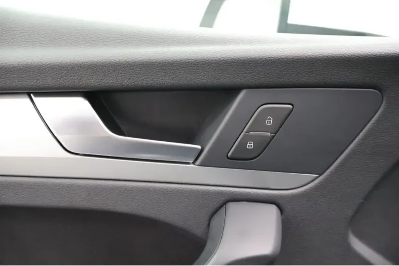 Audi Q5 din 2024 cu 17.572 km - oferta AUD185036 - foto 21