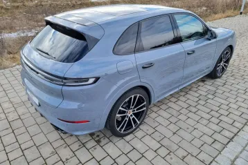 Porsche Cayenne din 2024 - oferta POR185044