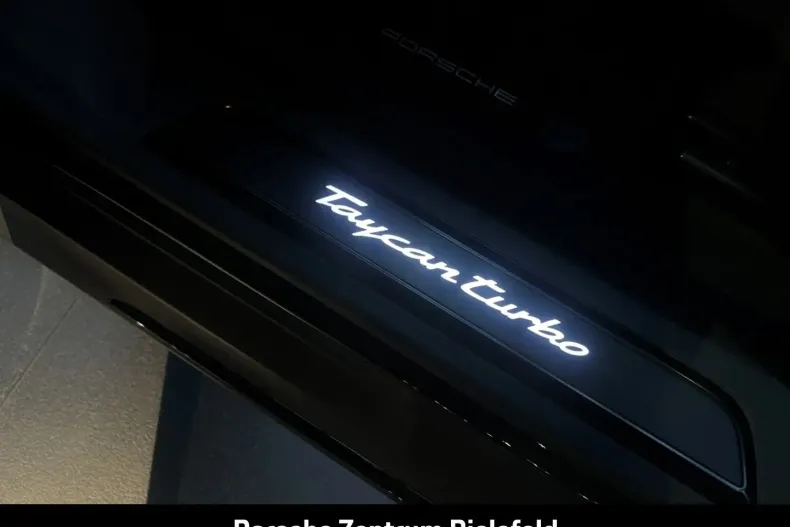 Porsche Taycan din 2025 cu 10.900 km - oferta POR185045 - foto 18