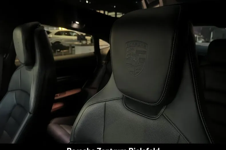 Porsche Taycan din 2025 cu 10.900 km - oferta POR185045 - foto 27