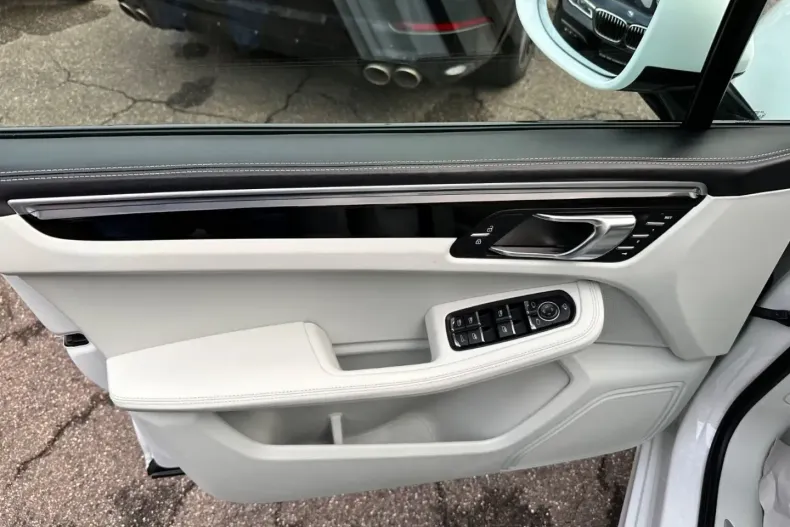 Porsche Macan din 2021 cu 97.941 km - oferta POR185047 - foto 26