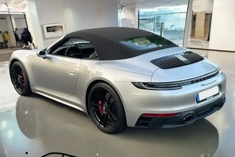 Porsche 992 din 2022 cu 8.850 km - oferta POR185049 - foto 8