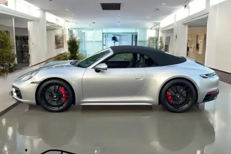 Porsche 992 din 2022 cu 8.850 km - oferta POR185049 - foto 9