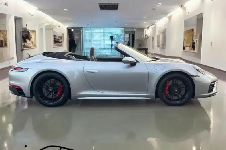 Porsche 992 din 2022 cu 8.850 km - oferta POR185049 - foto 10