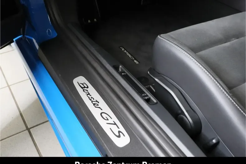 Porsche Boxster din 2024 cu 4.588 km - oferta POR185050 - foto 21