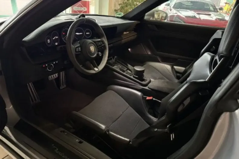 Porsche 911 din 2023 cu 17.000 km - oferta POR185054 - foto 9