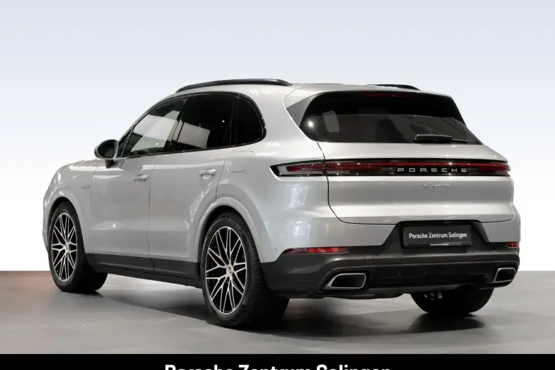 Porsche Cayenne din 2024 cu 23.835 km - oferta POR185055 - foto 3