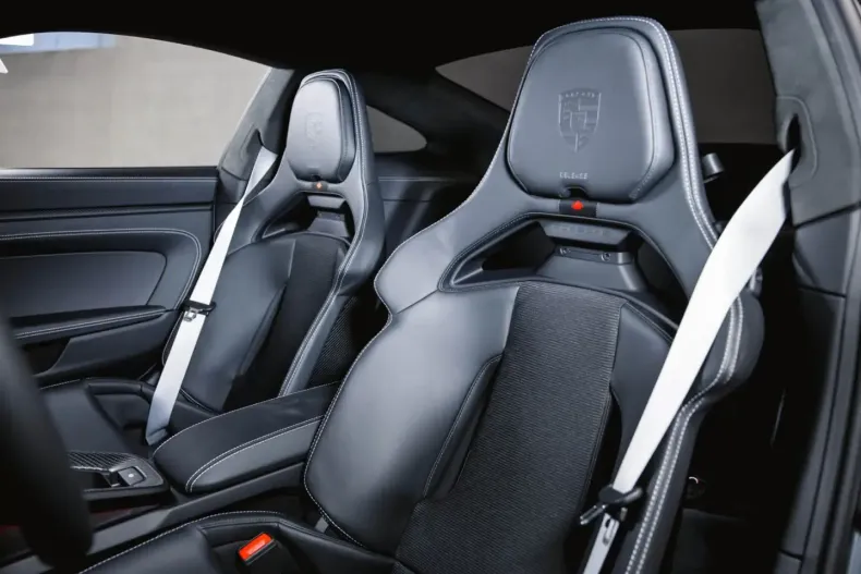 Porsche 992 din 2025 cu 8.000 km - oferta POR185056 - foto 19