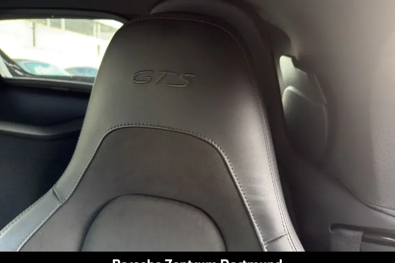 Porsche Boxster din 2024 cu 16.836 km - oferta POR185058 - foto 20