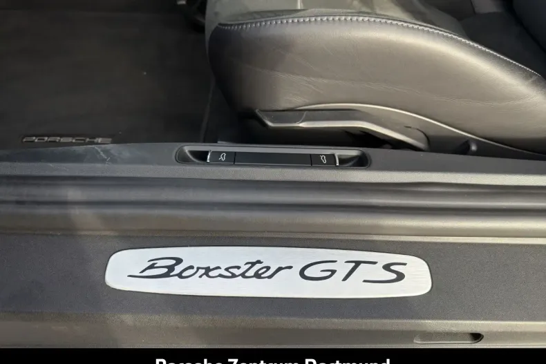 Porsche Boxster din 2024 cu 16.836 km - oferta POR185058 - foto 25
