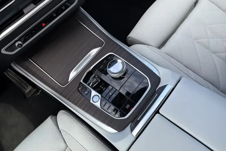 BMW X5 (Seria X) din 2024 cu 9.900 km - oferta BMW185061 - foto 7