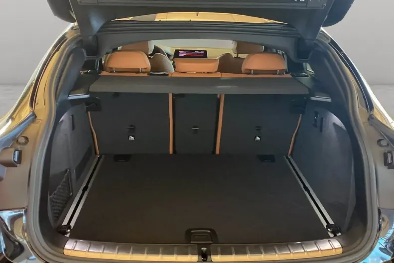 BMW X4 (Seria X) din 2024 cu 9.650 km - oferta BMW185074 - foto 20