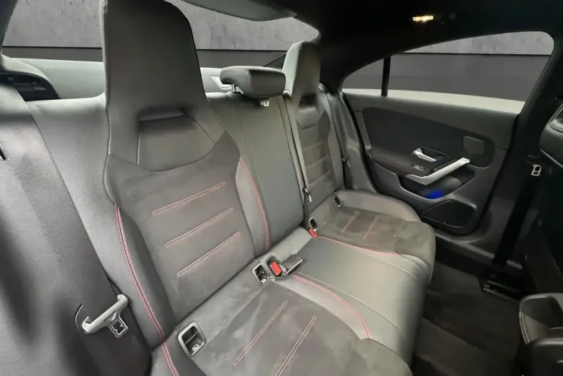 Mercedes-Benz CLA 220 (Clasa CLA) din 2022 cu 70.000 km - oferta MER185088 - foto 29