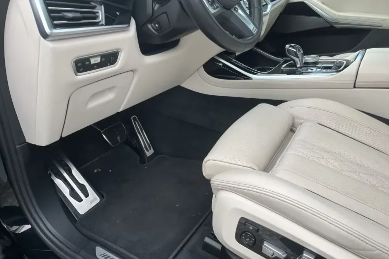 BMW X7 M50 (Seria X) din 2022 cu 72.800 km - oferta BMW185093 - foto 18