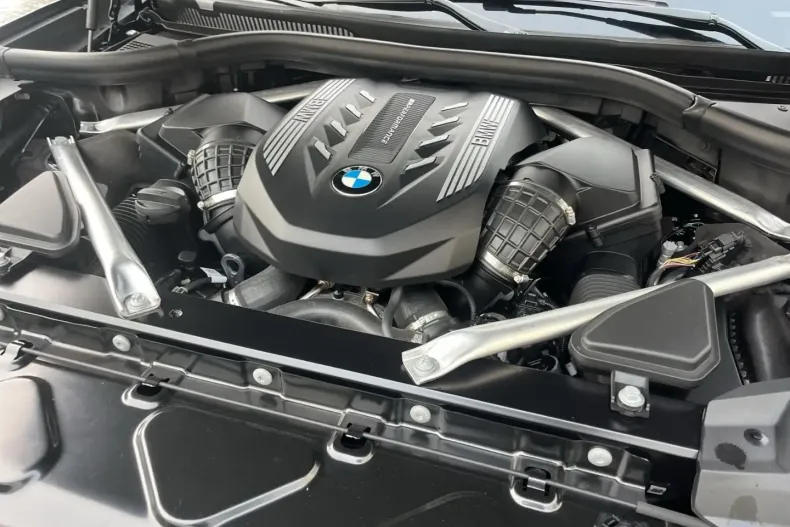 BMW X7 M50 (Seria X) din 2022 cu 72.800 km - oferta BMW185093 - foto 21