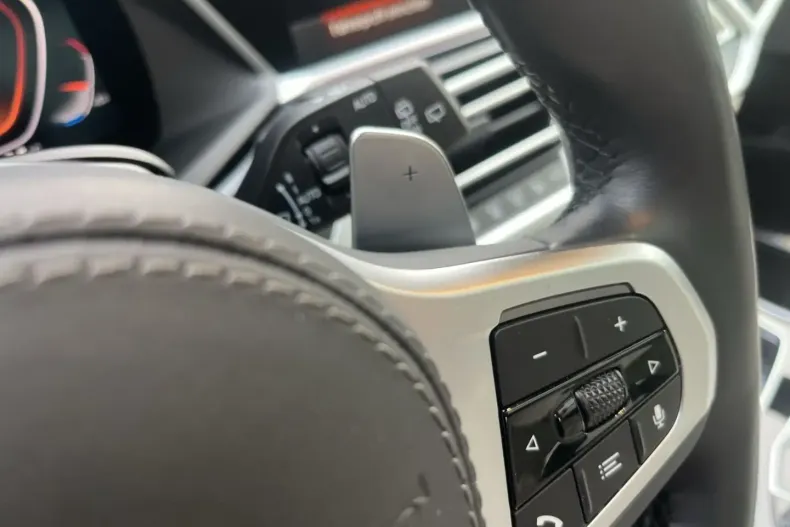 BMW X7 M50 (Seria X) din 2022 cu 72.800 km - oferta BMW185093 - foto 27