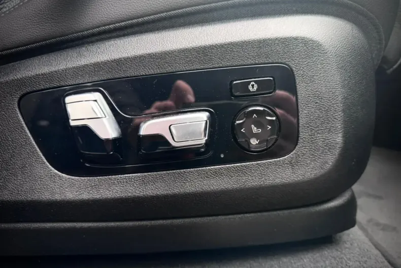 BMW X6 (Seria X) din 2022 cu 78.990 km - oferta BMW185101 - foto 12