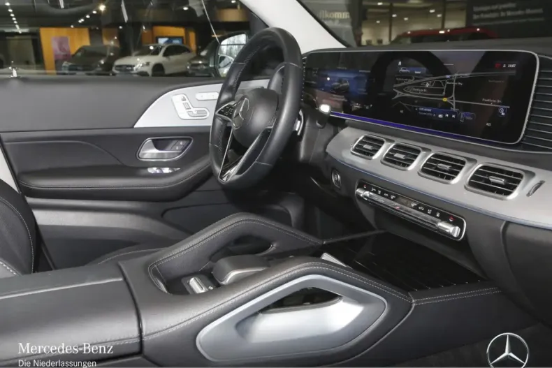 Mercedes-Benz GLE 350 (Clasa GLE) din 2024 cu 20.109 km - oferta MER185102 - foto 13