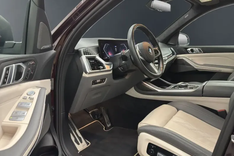 BMW X7 (Seria X) din 2023 cu 67.250 km - oferta BMW185104 - foto 8