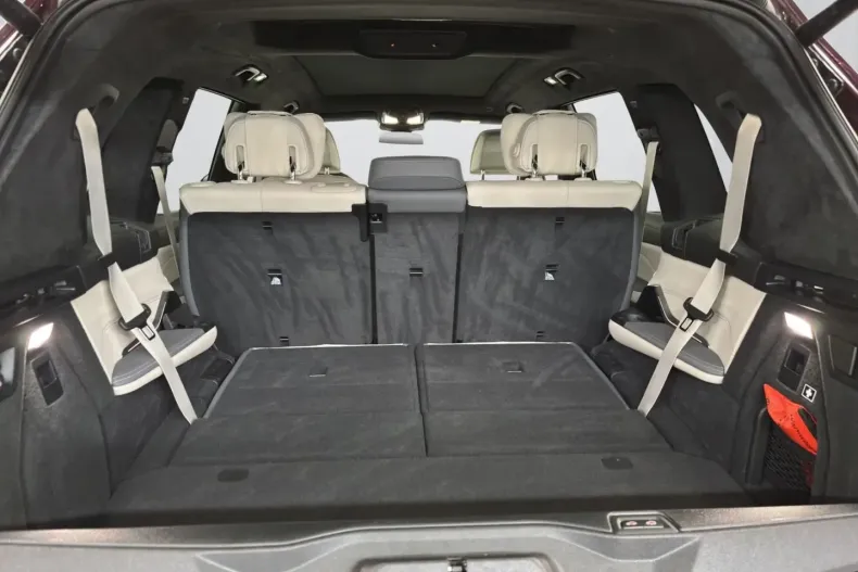 BMW X7 (Seria X) din 2023 cu 67.250 km - oferta BMW185104 - foto 13