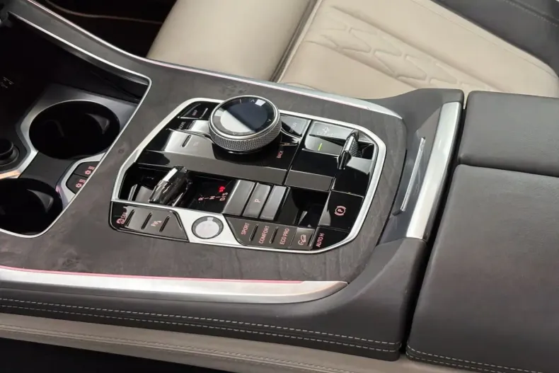 BMW X7 (Seria X) din 2023 cu 67.250 km - oferta BMW185104 - foto 15