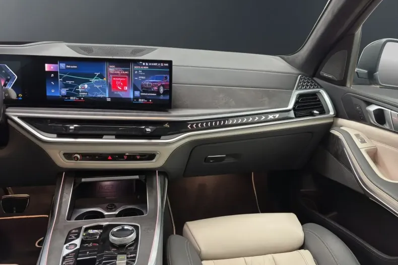 BMW X7 (Seria X) din 2023 cu 67.250 km - oferta BMW185104 - foto 16