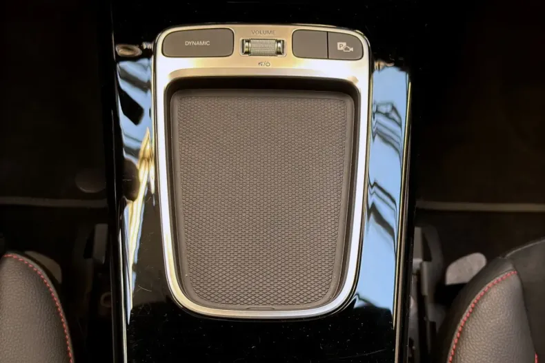 Mercedes-Benz A 220 (Clasa A) din 2024 cu 22.663 km - oferta MER185107 - foto 21