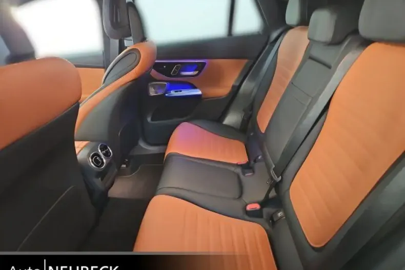 Mercedes-Benz GLC 300 (Clasa GLC) din 2023 cu 10.350 km - oferta MER185110 - foto 15