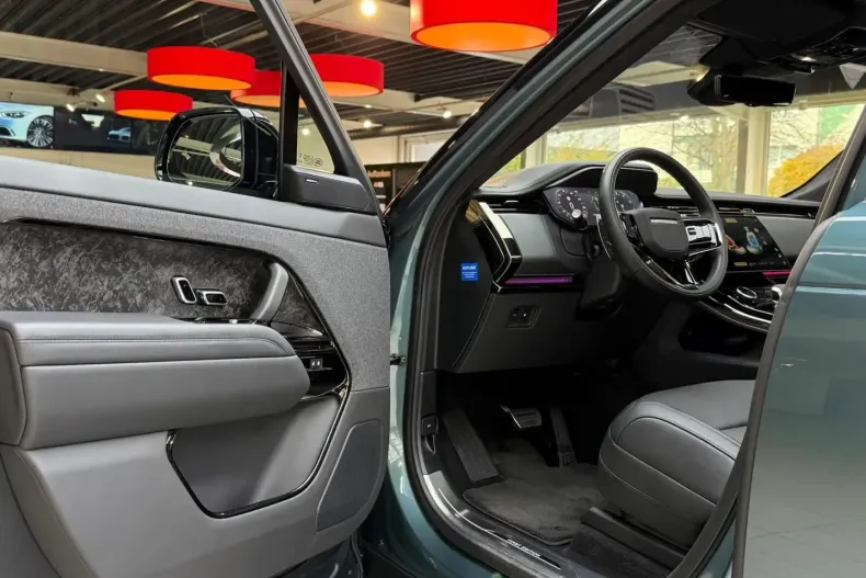 Land Rover Range Rover Sport din 2024 cu 79.000 km - oferta LAN185112 - foto 11