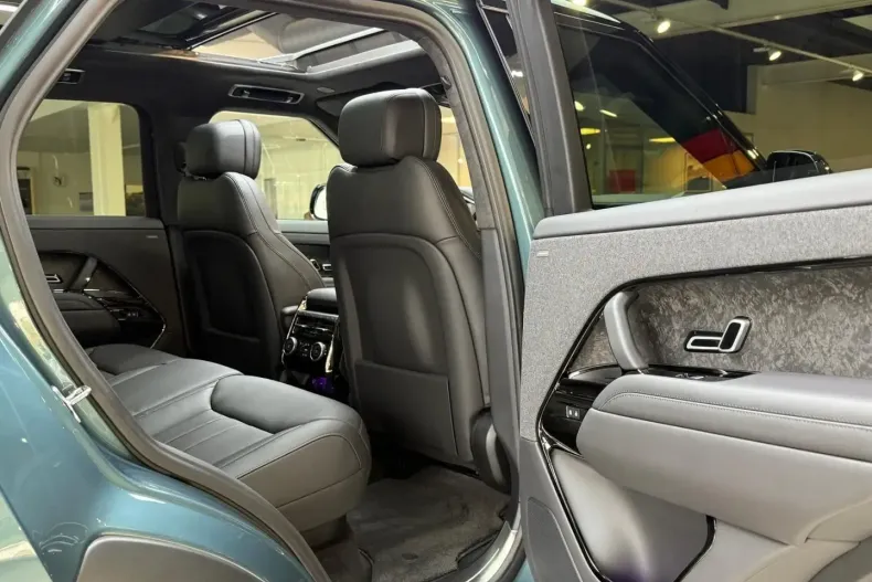 Land Rover Range Rover Sport din 2024 cu 79.000 km - oferta LAN185112 - foto 27