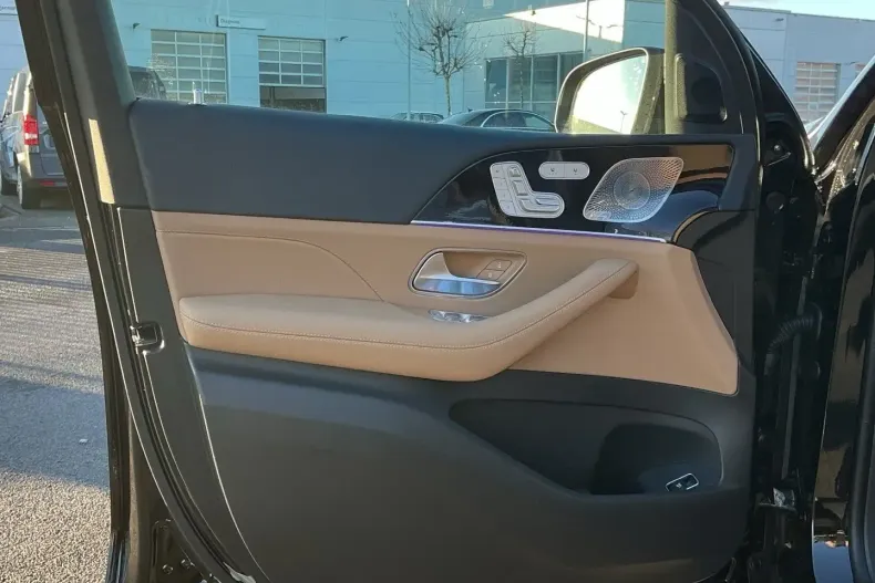 Mercedes-Benz GLE 450 (Clasa GLE) din 2024 cu 23.919 km - oferta MER185115 - foto 12