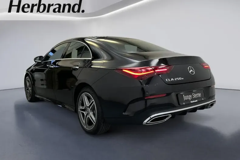 Mercedes-Benz CLA 250 (Clasa CLA) din 2025 cu 7.130 km - oferta MER185116 - foto 2