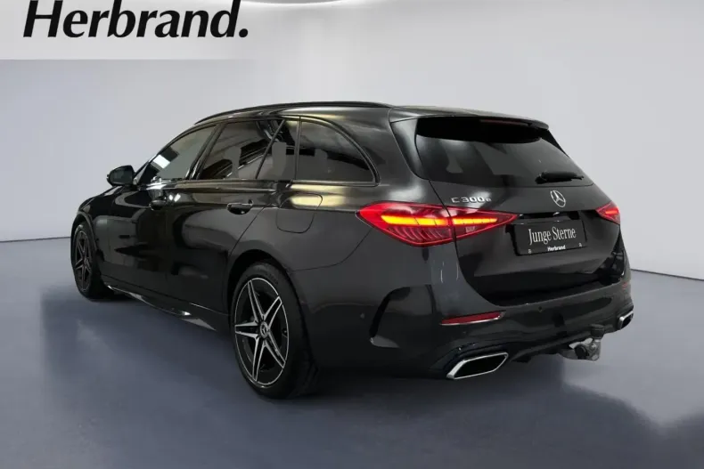 Mercedes-Benz C 300 (Clasa C) din 2024 cu 13.359 km - oferta MER185118 - foto 4