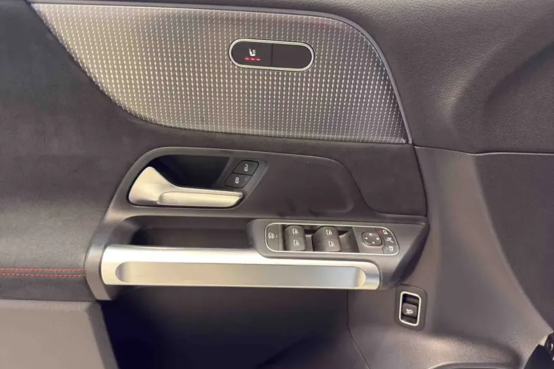 Mercedes-Benz EQB din 2023 cu 33.294 km - oferta MER185122 - foto 10