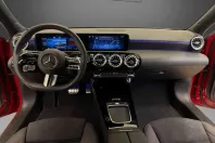 Mercedes-Benz A 250 (Clasa A) din 2024 cu 5.739 km - oferta MER185123 - foto 12