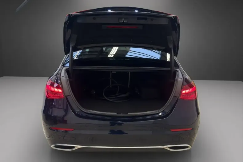 Mercedes-Benz C 300 (Clasa C) din 2023 cu 45.723 km - oferta MER185124 - foto 15