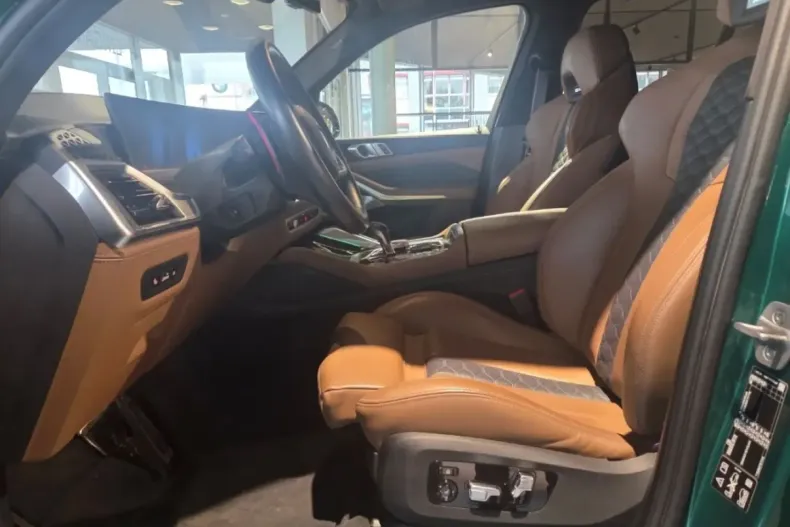 BMW X5 M (Seria X) din 2024 cu 23.243 km - oferta BMW185127 - foto 13