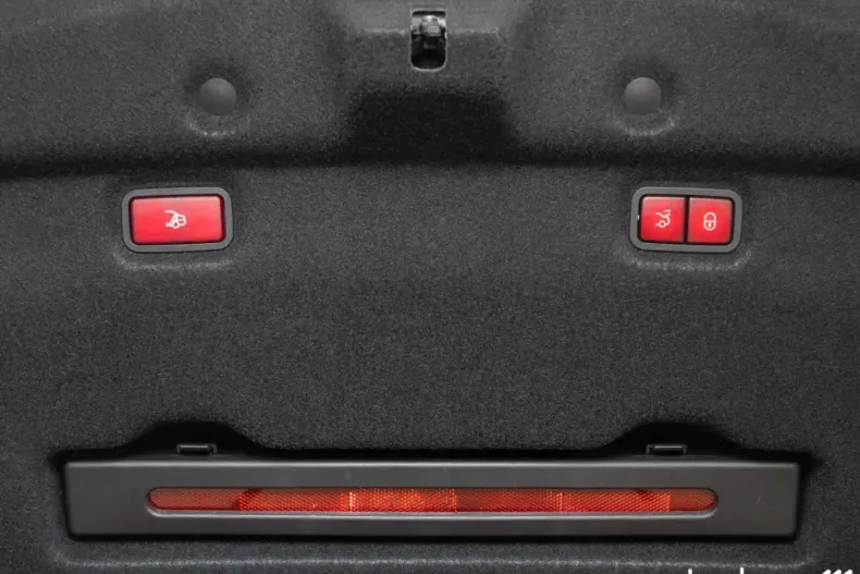 Mercedes-Benz SL 63 AMG (Clasa SL) din 2023 cu 20.000 km - oferta MER185129 - foto 11