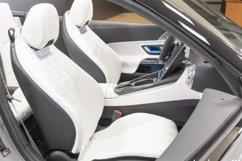 Mercedes-Benz SL 63 AMG (Clasa SL) din 2023 cu 20.000 km - oferta MER185129 - foto 17